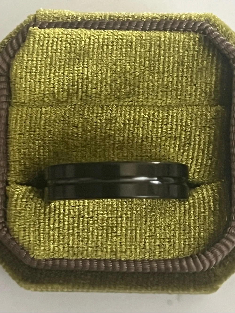 Black Men's Polished Titanium Steel Black Comfort-Fit 6mm Band Size 11